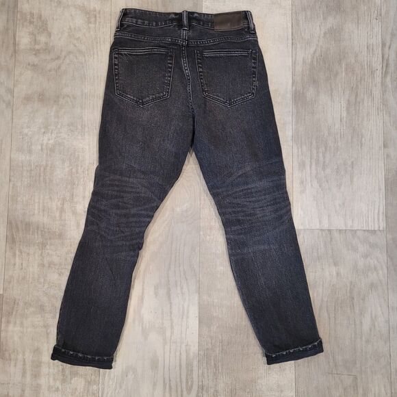 American Eagle Mom Jeans Sz 0 Short (25x24) Black Destroyed Cuffed Denim Organic - Picture 5 of 7